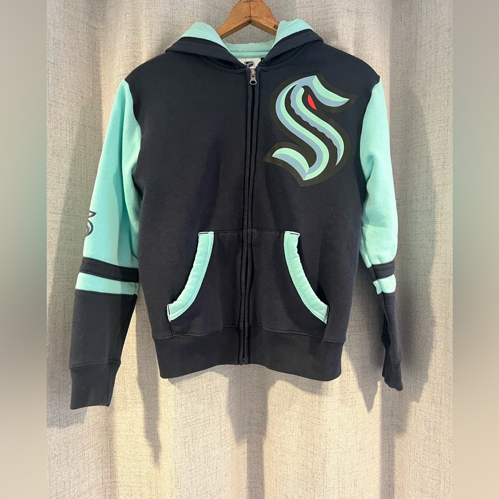 NHL Navy & Ice Blue Youth M Zip Kraken Hoodie